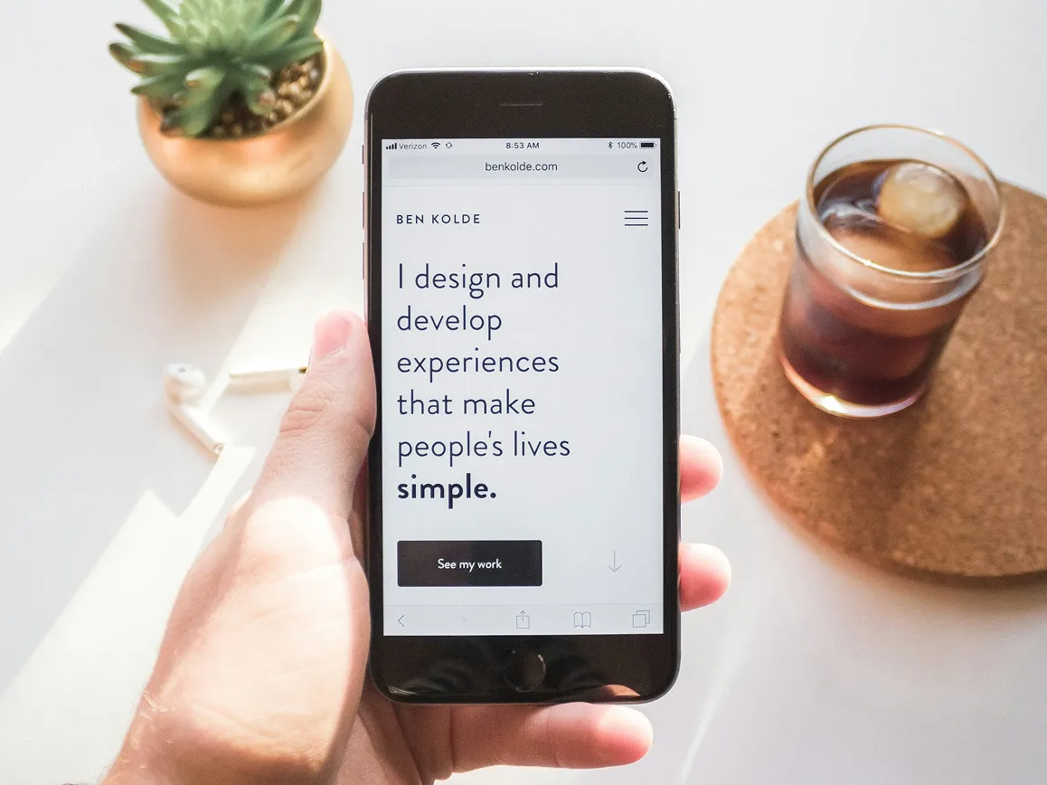 /images/branding/1st-communication.webp